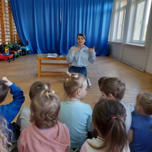 pokaż obrazek - Odwiedzinu u przedszkolaków w Borkach i Maniowie '19.03.2024
